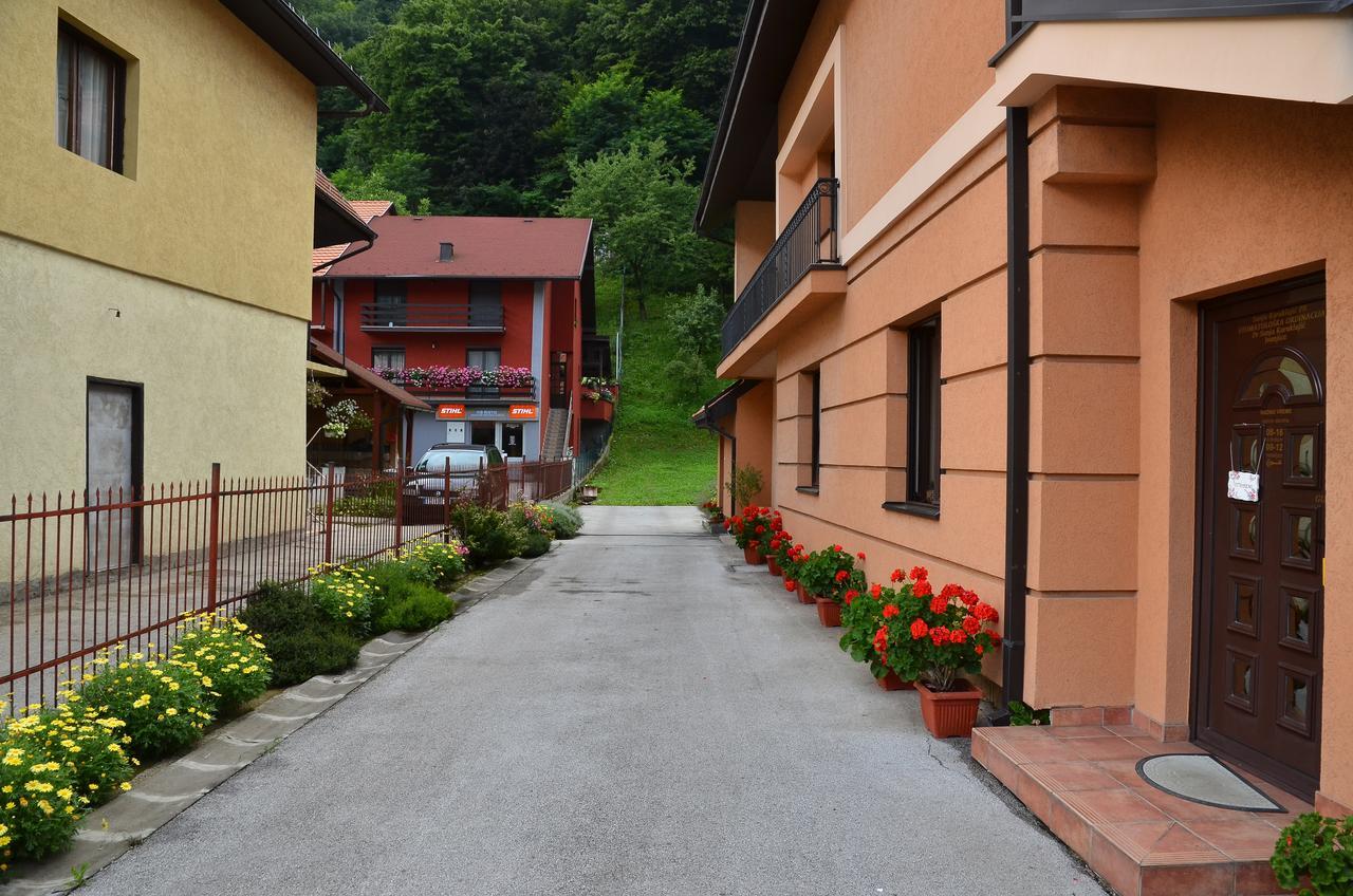 Apartmani Milosevic Ivanjica Exteriör bild